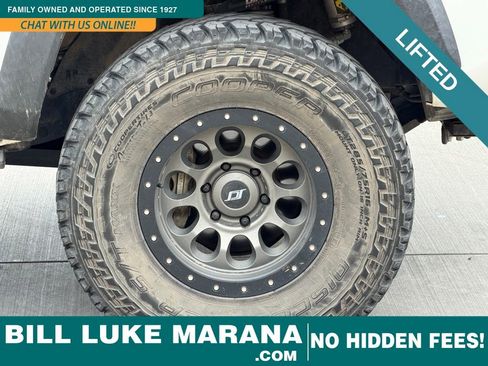 Used 2019 Toyota Tacoma TRD Off-Road w/ Technology Package image 7