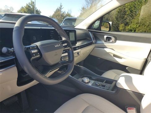 New 2026 Kia Sorento EX image 13