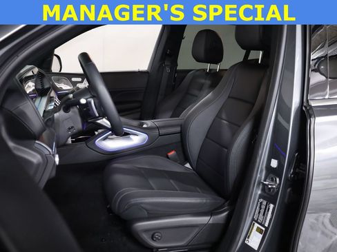 Used 2025 Mercedes-Benz GLS 450 4MATIC image 33