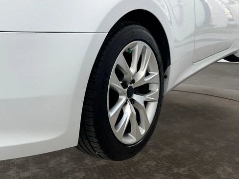 Used 2014 Hyundai Genesis 2.0T RWD image 38