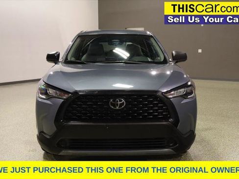 Used 2025 Toyota Corolla Cross L FWD image 2