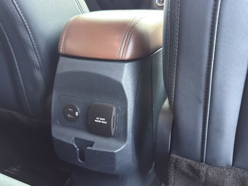 Certified 2022 Ford Maverick Lariat w/ Lariat Luxury Package image 26