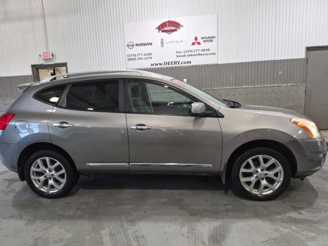 Used 2011 Nissan Rogue SV w/ SL Pkg AWD/4WD image 2