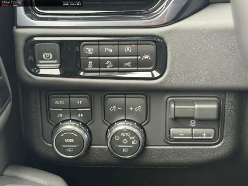 New 2026 GMC Yukon XL AT4 Ultimate w/ LPO, Floor Liner Package AWD/4WD image 22