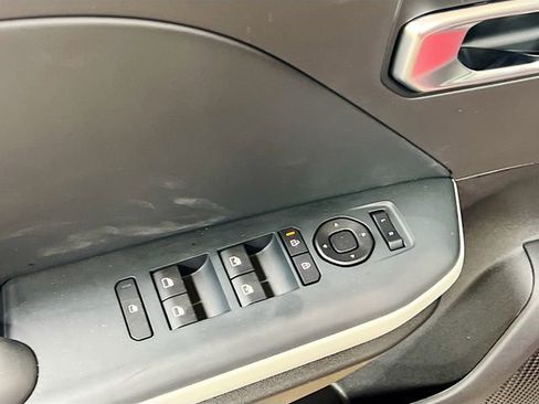 New 2025 Kia K4 GT-Line image 18
