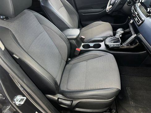 Used 2023 Kia Seltos S image 28