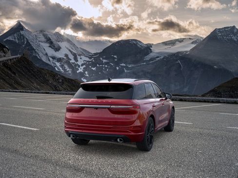 New 2026 Lincoln Corsair Premiere AWD/4WD image 8