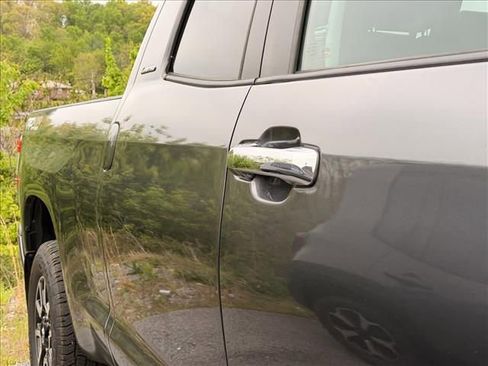 Used 2017 Toyota Tundra Limited AWD/4WD image 21