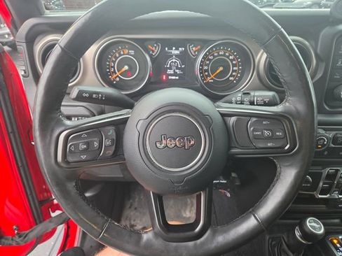 Used 2019 Jeep Wrangler Unlimited Sport S AWD/4WD image 3