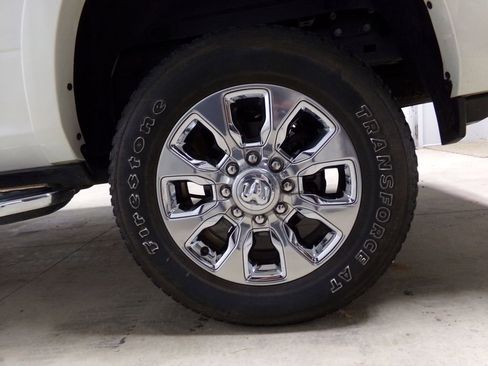 Used 2024 RAM 2500 Limited image 37