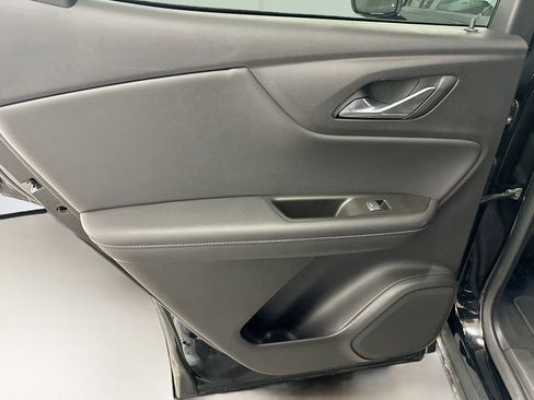 Used 2025 Chevrolet Blazer LT image 27