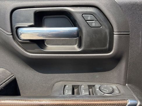 Used 2020 Chevrolet Silverado 1500 LT Trail Boss w/ LPO, Dark Essentials Package image 17