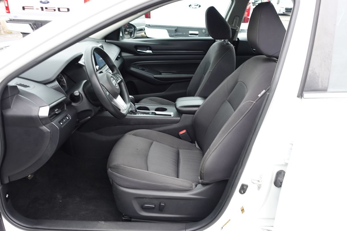 Used 2020 Nissan Altima 2.5 S FWD image 17