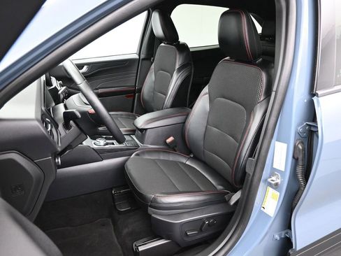 Used 2025 Ford Escape ST-Line FWD image 10