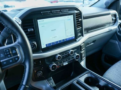 Used 2022 Ford F150 XLT w/ Equipment Group 302A High image 33