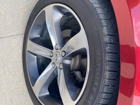 Used 2014 Dodge Charger SXT RWD image 10