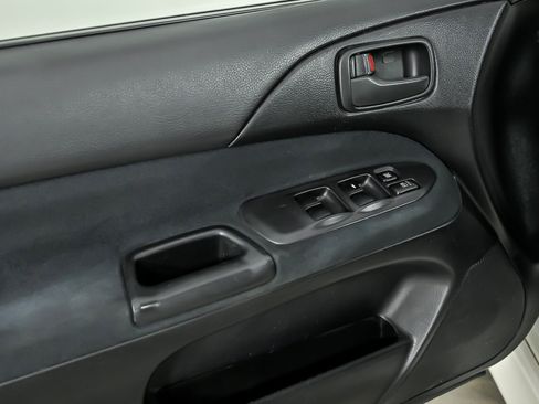 Used 2003 Mitsubishi Lancer Evolution AWD/4WD image 18