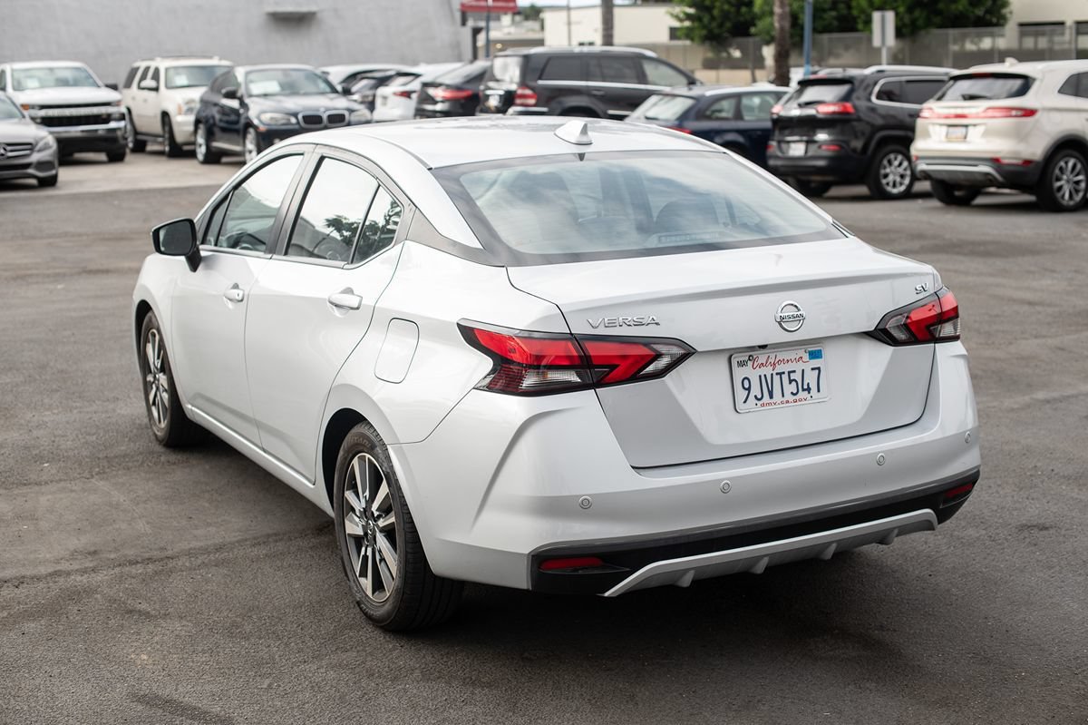 Used 2021 Nissan Versa SV FWD image 7