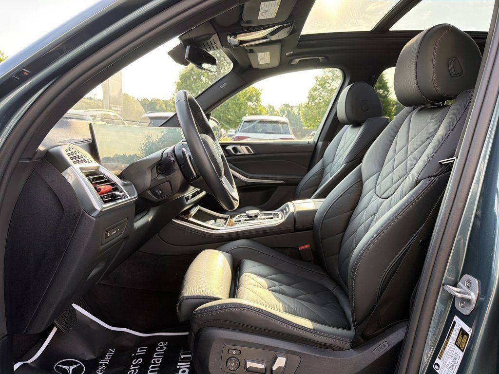 Used 2026 BMW X5 sDrive40i RWD image 11