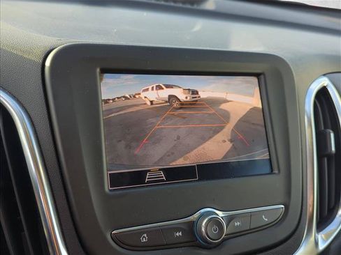 Used 2024 Chevrolet Equinox LT FWD image 19
