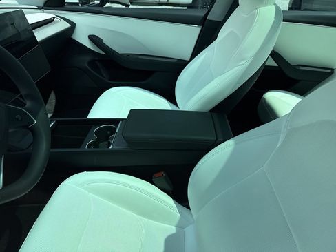 Used 2024 Tesla Model 3 Long Range AWD/4WD image 6