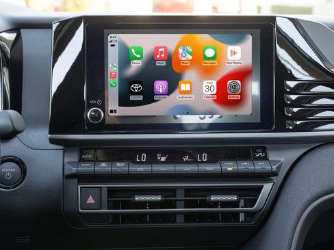New 2026 Toyota Camry LE w/ Convenience Package FWD image 10