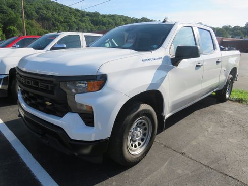 Used 2024 Chevrolet Silverado 1500 W/T w/ WT Value Package AWD/4WD image 3