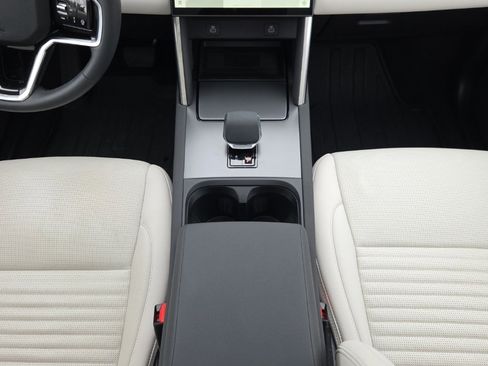 Certified 2024 Land Rover Discovery Sport S image 23