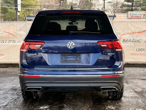 Used 2021 Volkswagen Tiguan SEL AWD/4WD image 59