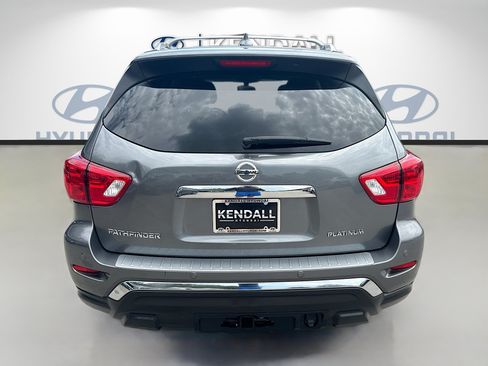 Used 2020 Nissan Pathfinder Platinum FWD image 5
