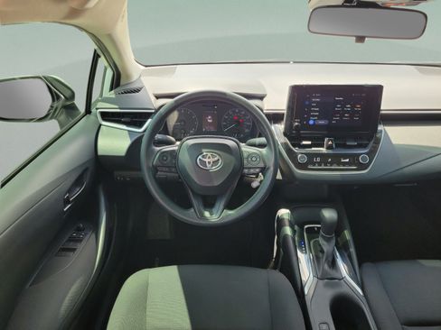 Used 2023 Toyota Corolla LE FWD image 5