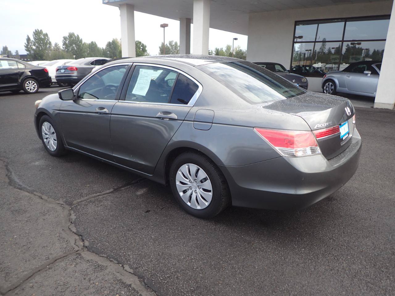 Used 2011 Honda Accord LX image 3