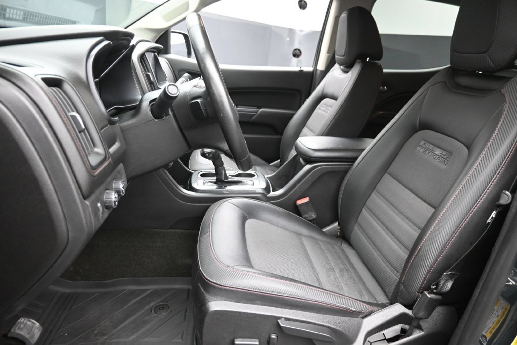 Used 2015 GMC Canyon SLE w/ All-Terrain Package AWD/4WD image 15