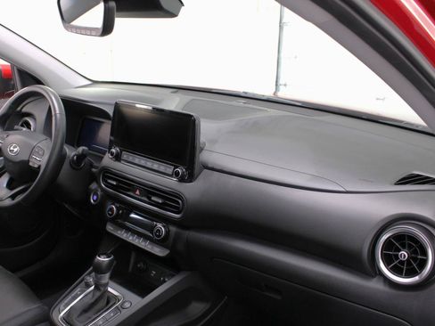 Used 2023 Hyundai Kona Limited AWD/4WD image 45