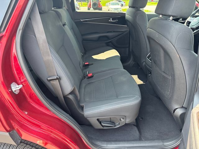 Used 2020 Kia Sorento LX AWD/4WD image 22