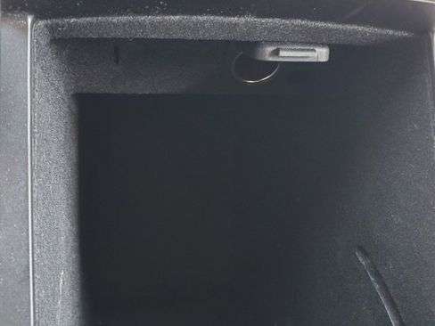 Used 2017 Lincoln MKC Select w/ Select Plus Package image 27