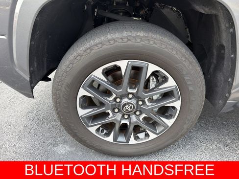 Certified 2025 Toyota Tundra Limited AWD/4WD image 4