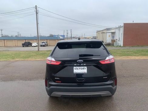 Used 2024 Ford Edge SEL image 6