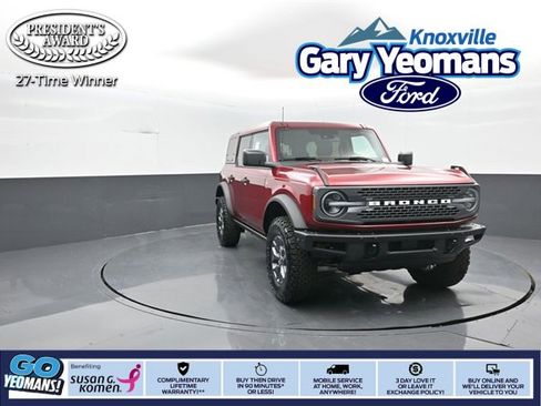 New 2025 Ford Bronco Badlands image 1