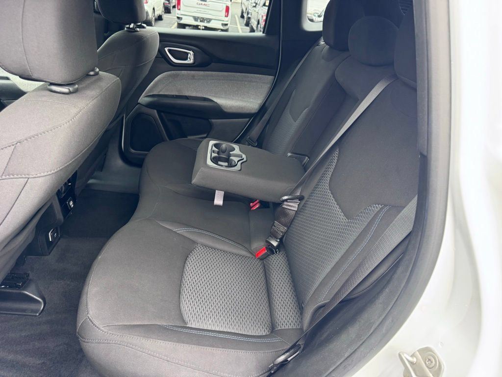 Used 2023 Jeep Compass Sport AWD/4WD image 25