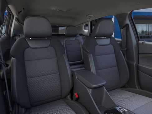 New 2026 Chevrolet Trax LT w/ Driver Confidence Package FWD image 40