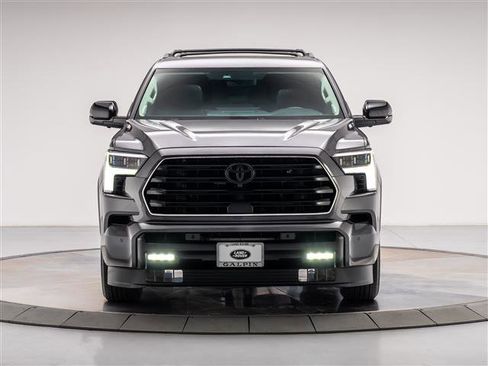 Used 2024 Toyota Sequoia Limited image 8