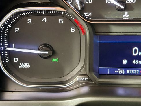 Used 2021 GMC Sierra 1500 AT4 image 13