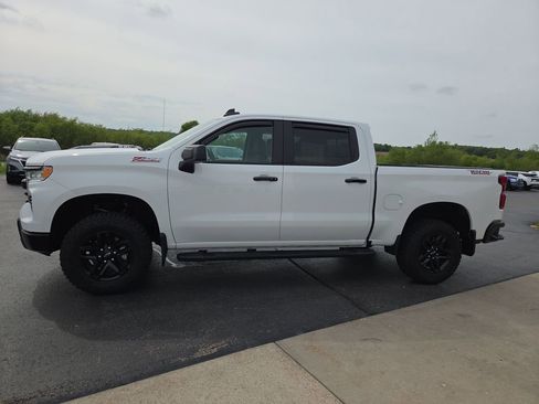 Certified 2024 Chevrolet Silverado 1500 LT Trail Boss AWD/4WD image 4
