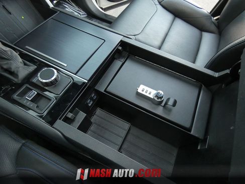 Used 2024 Toyota Tundra Platinum AWD/4WD image 66