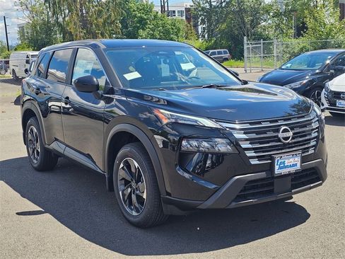 New 2025 Nissan Rogue SV image 3