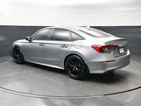 Used 2024 Honda Civic Sport image 7
