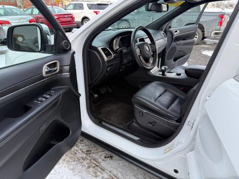 Used 2014 Jeep Grand Cherokee Limited image 10