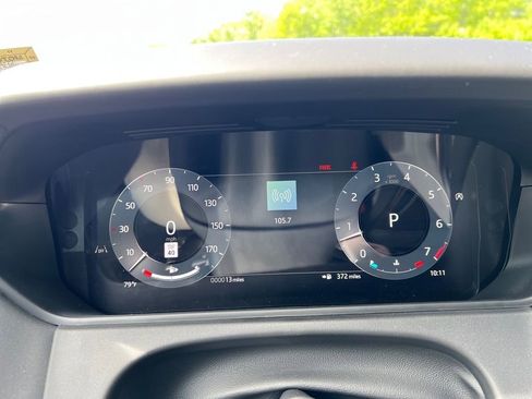 New 2026 Land Rover Range Rover Velar Dynamic SE image 14