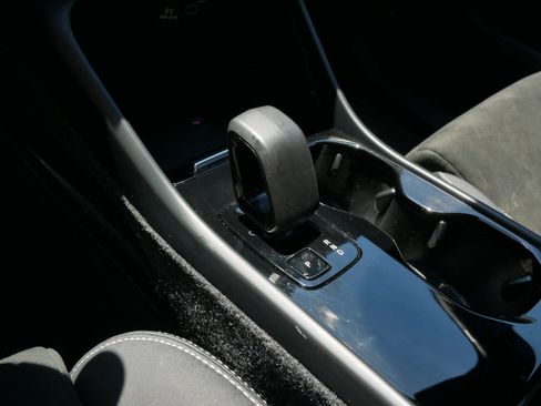 Certified 2023 Volvo C40 P8 Recharge Ultimate w/ Protection Package Premier AWD/4WD image 23